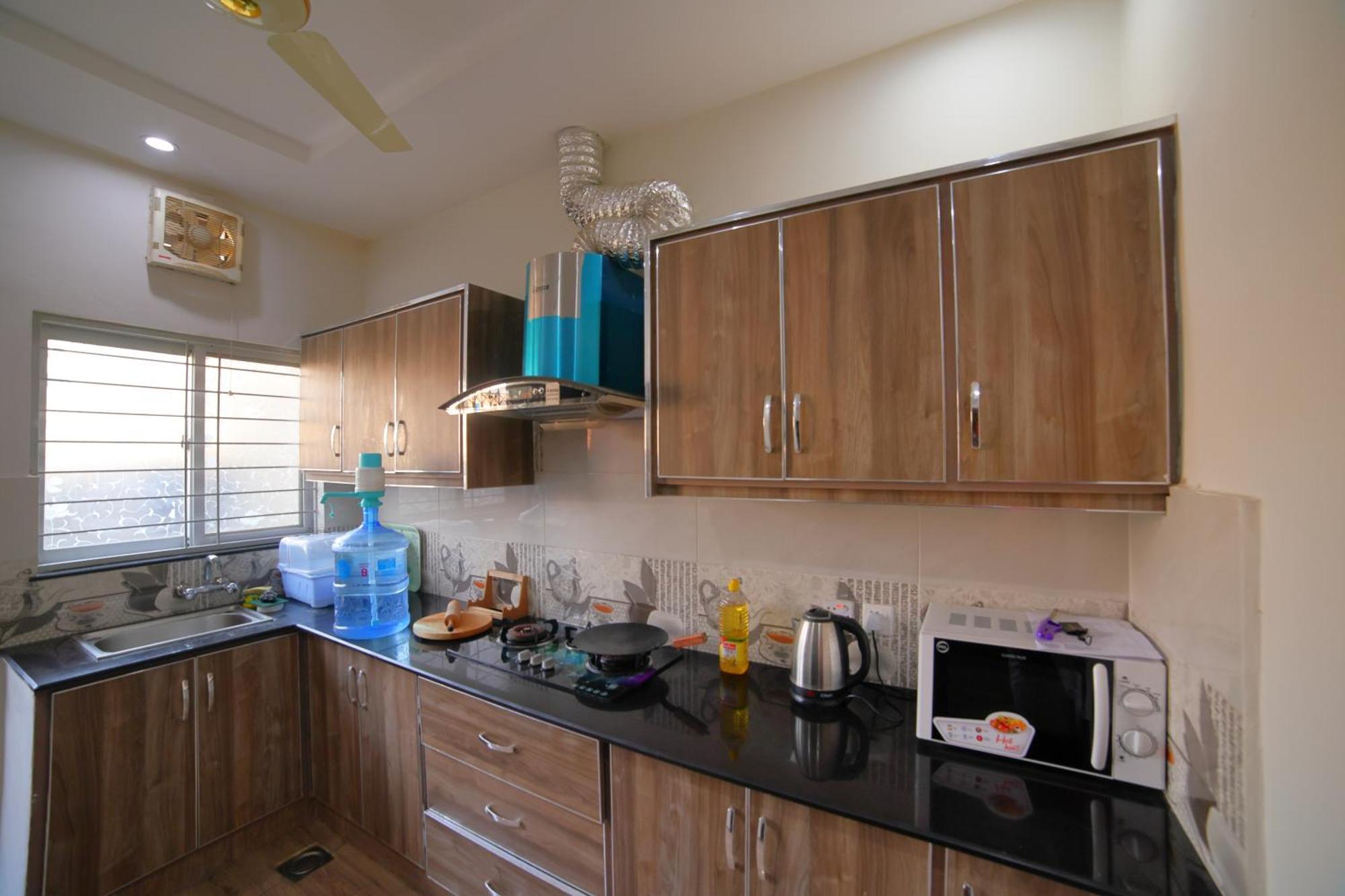 Grey Orchard Homestay - A Family Place Лахор Экстерьер фото