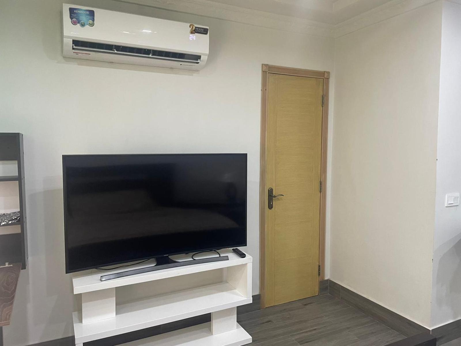 Grey Orchard Homestay - A Family Place Лахор Экстерьер фото
