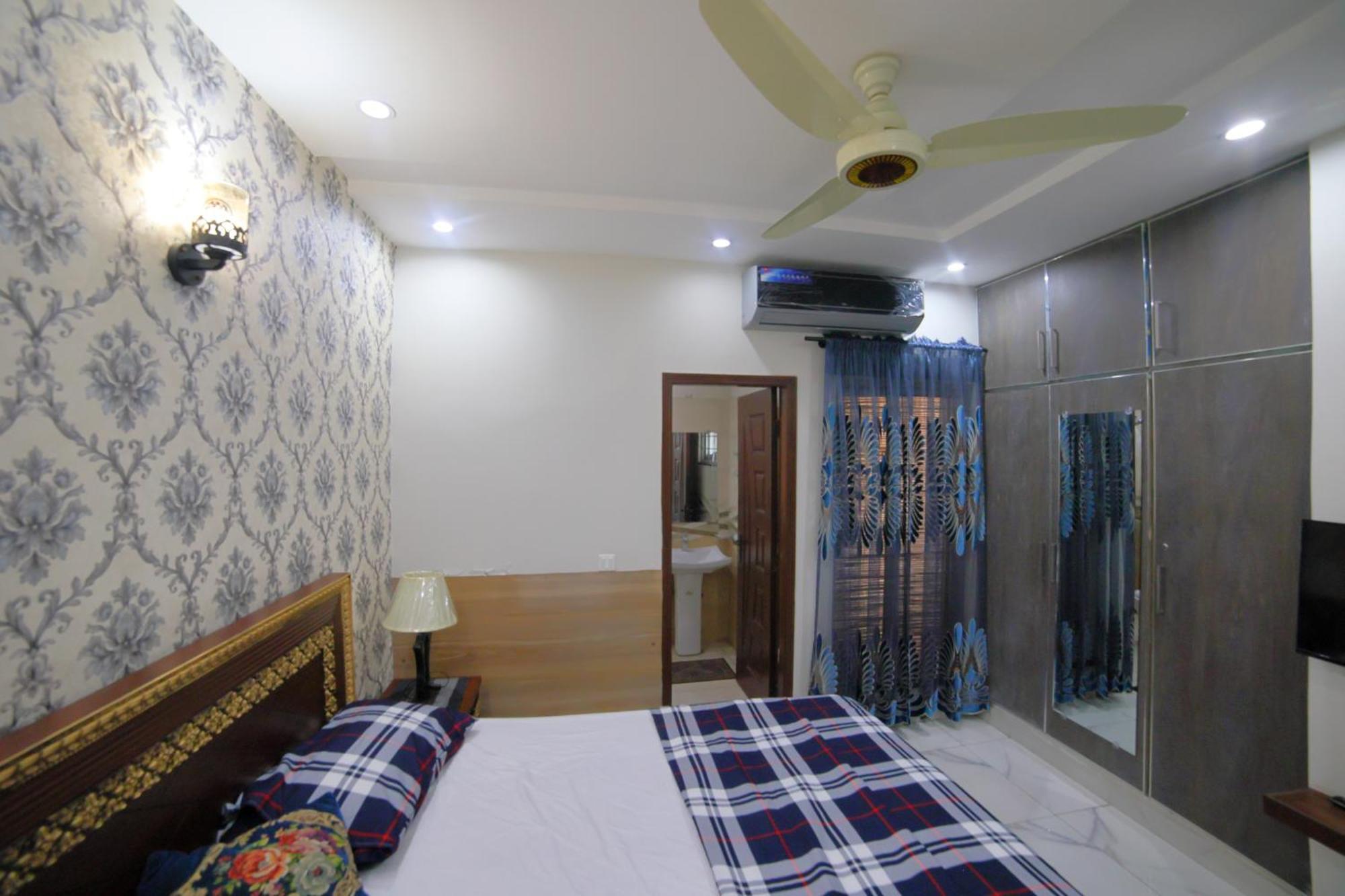 Grey Orchard Homestay - A Family Place Лахор Экстерьер фото